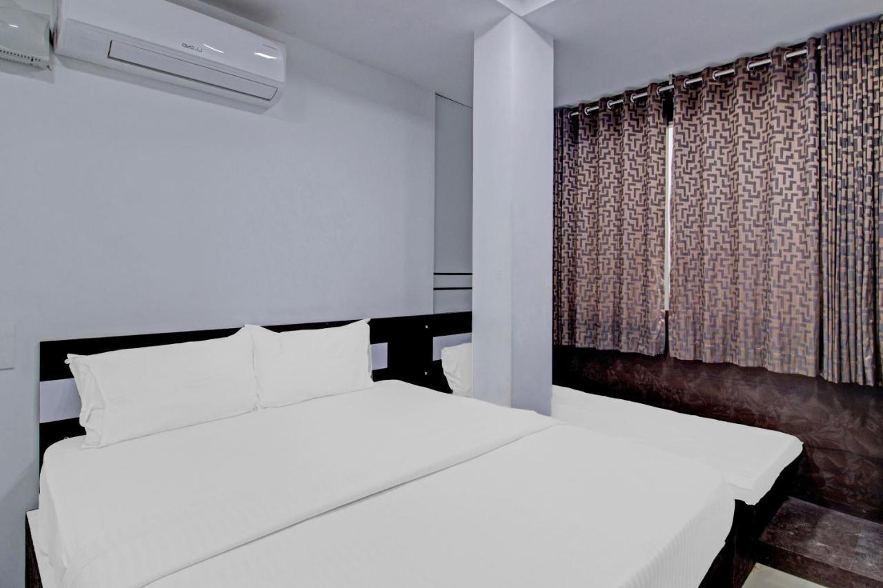 Oyo Flagship 81436 Palace Lodge 门格洛尔 外观 照片