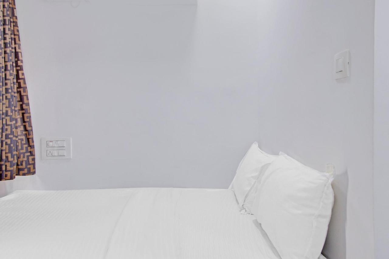Oyo Flagship 81436 Palace Lodge 门格洛尔 外观 照片