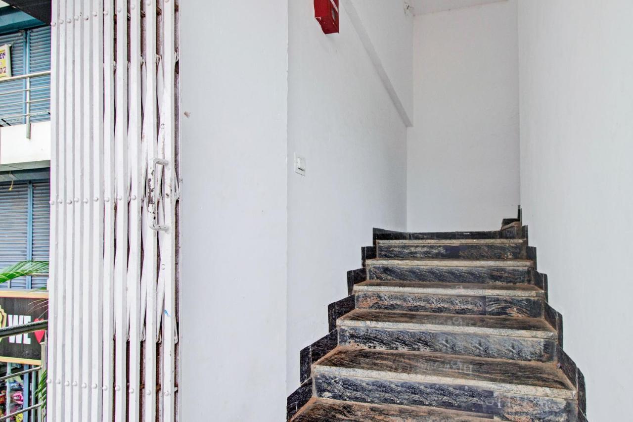 Oyo Flagship 81436 Palace Lodge 门格洛尔 外观 照片